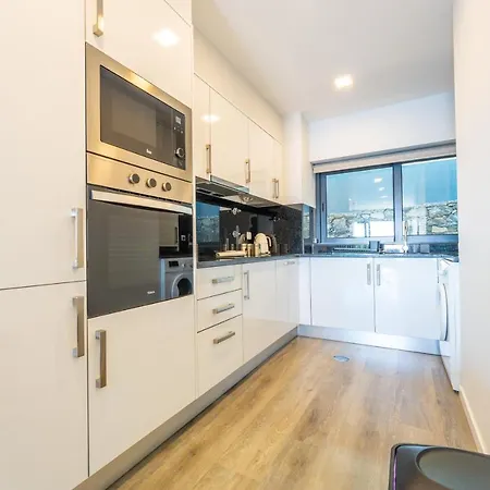 Flh Amazing Ocean View With Balcony