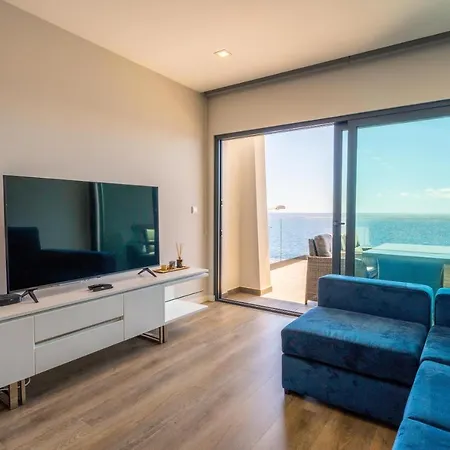 Апартаменты Flh Amazing Ocean View With Balcony Санта-Крус