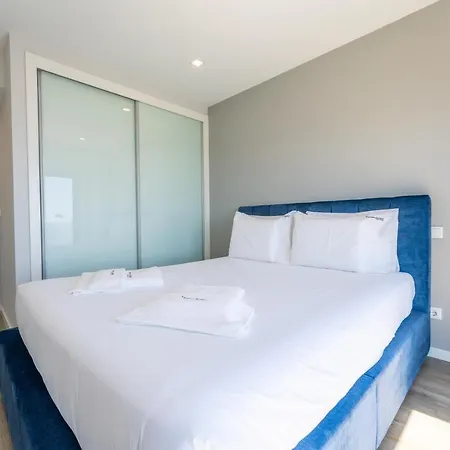 Flh Amazing Ocean View With Balcony * Santa Cruz (Madeira)