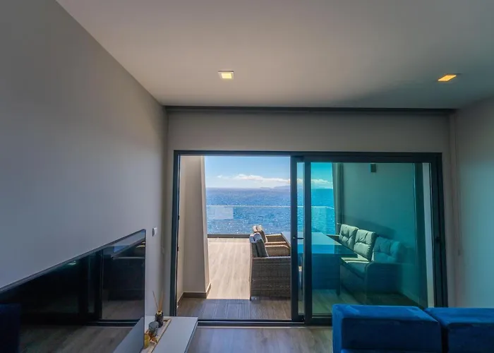 Daire Flh Amazing Ocean View With Balcony Santa Cruz (Madeira)